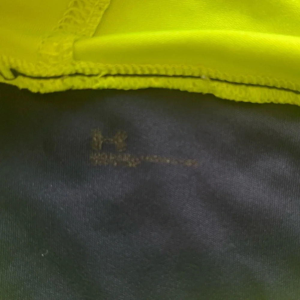 Under Armour play Dark Blue and Neon Yellow Green Hoodie Boys 6 long sleeve logo